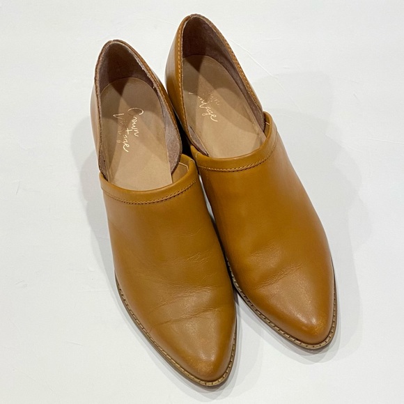 ❤️SOLD❤️Crown Vintage Leather Morrison Bootie
